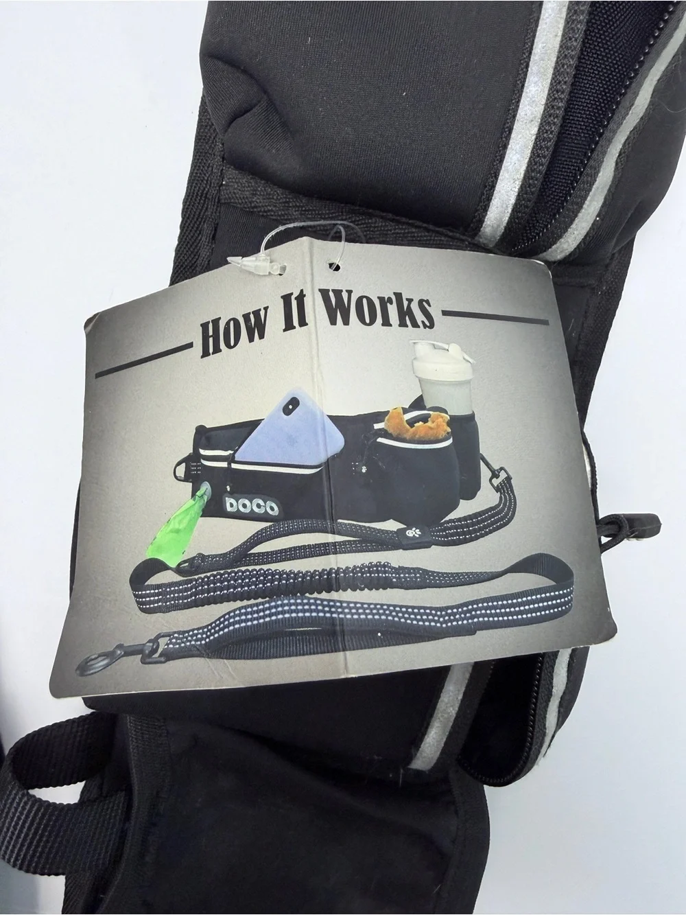 DOCO Hands Free Dog Walking Belt Leash Waist Pack LED Reflective Black